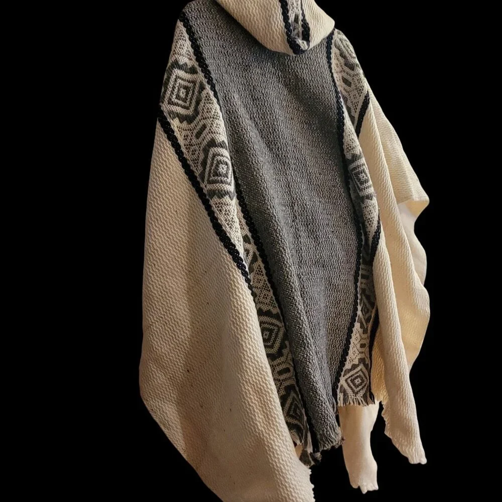 Wool Blend Poncho/Cape Boho With Geometric Pattern Hood & Buttons Beige & Gray - Picture 5 of 14